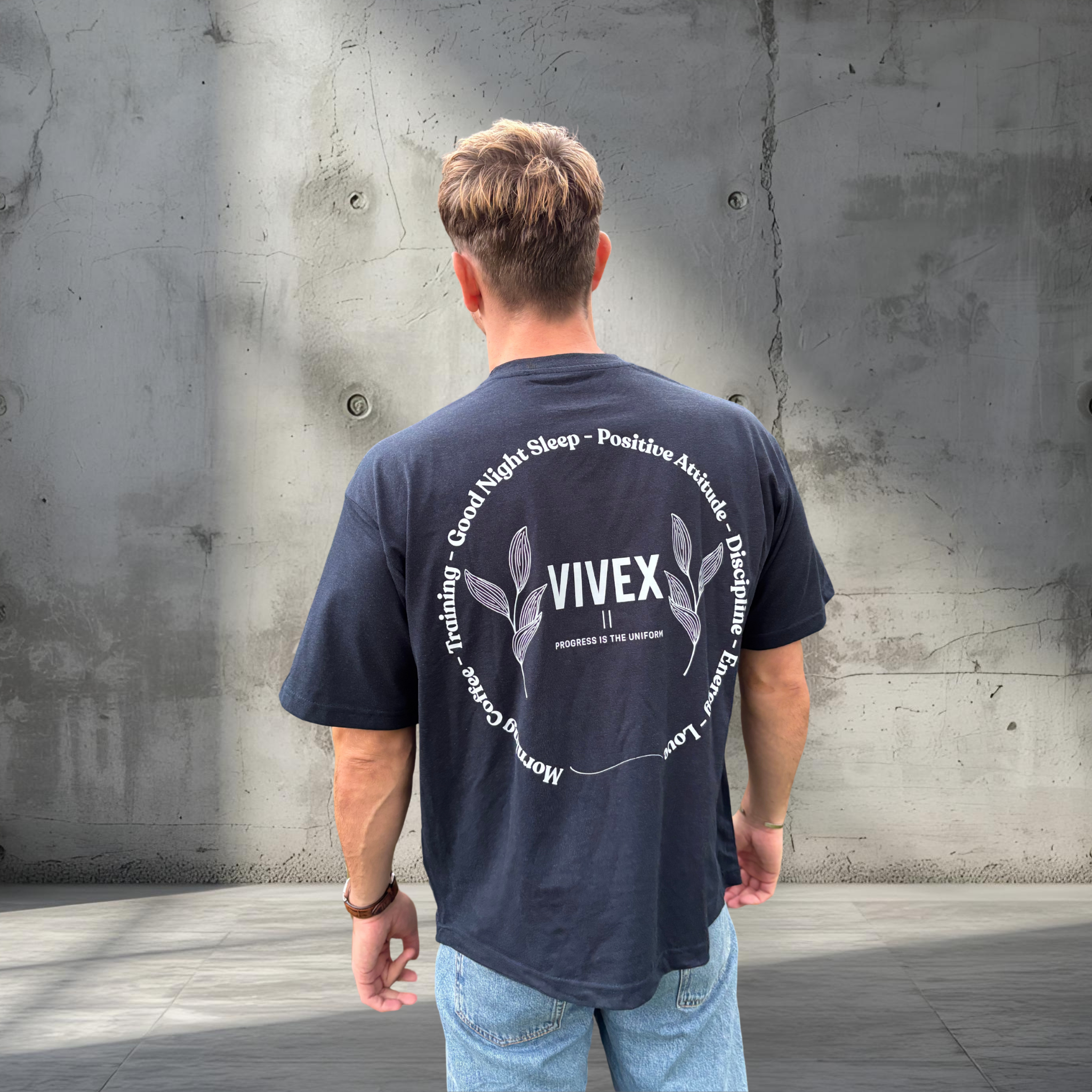 Oversized Box Fit T-shirt i Økologisk Bomuld | Vivex Streetwear