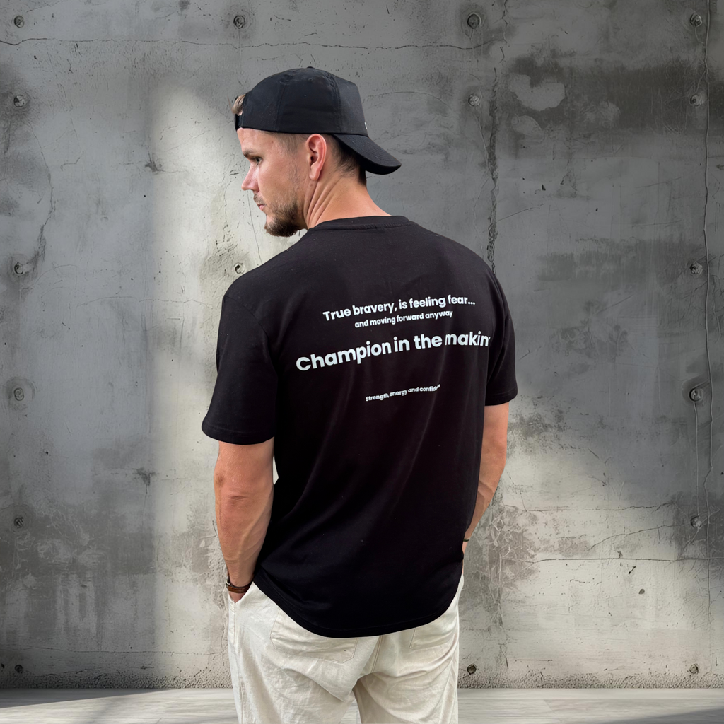 Sort Oversized T-shirt – Champion in the Making | Unisex Streetwear